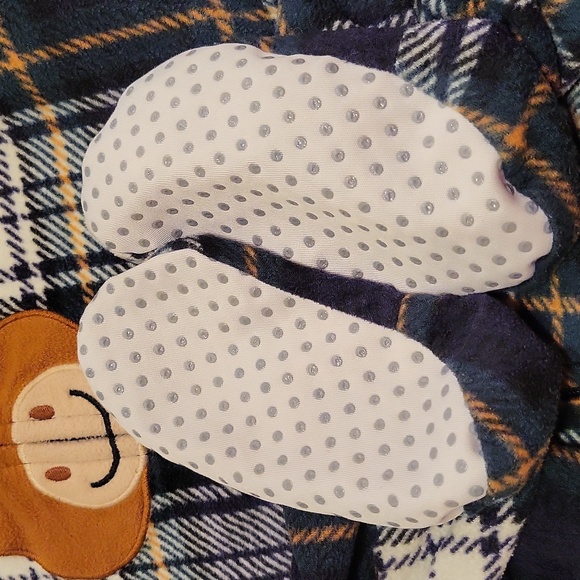Plaid fleece footed sleeper/footie with Moose detail - Picture 4 of 4